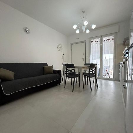 Casa Vacanze Regi 圣贝内代托-德尔特龙托 外观 照片
